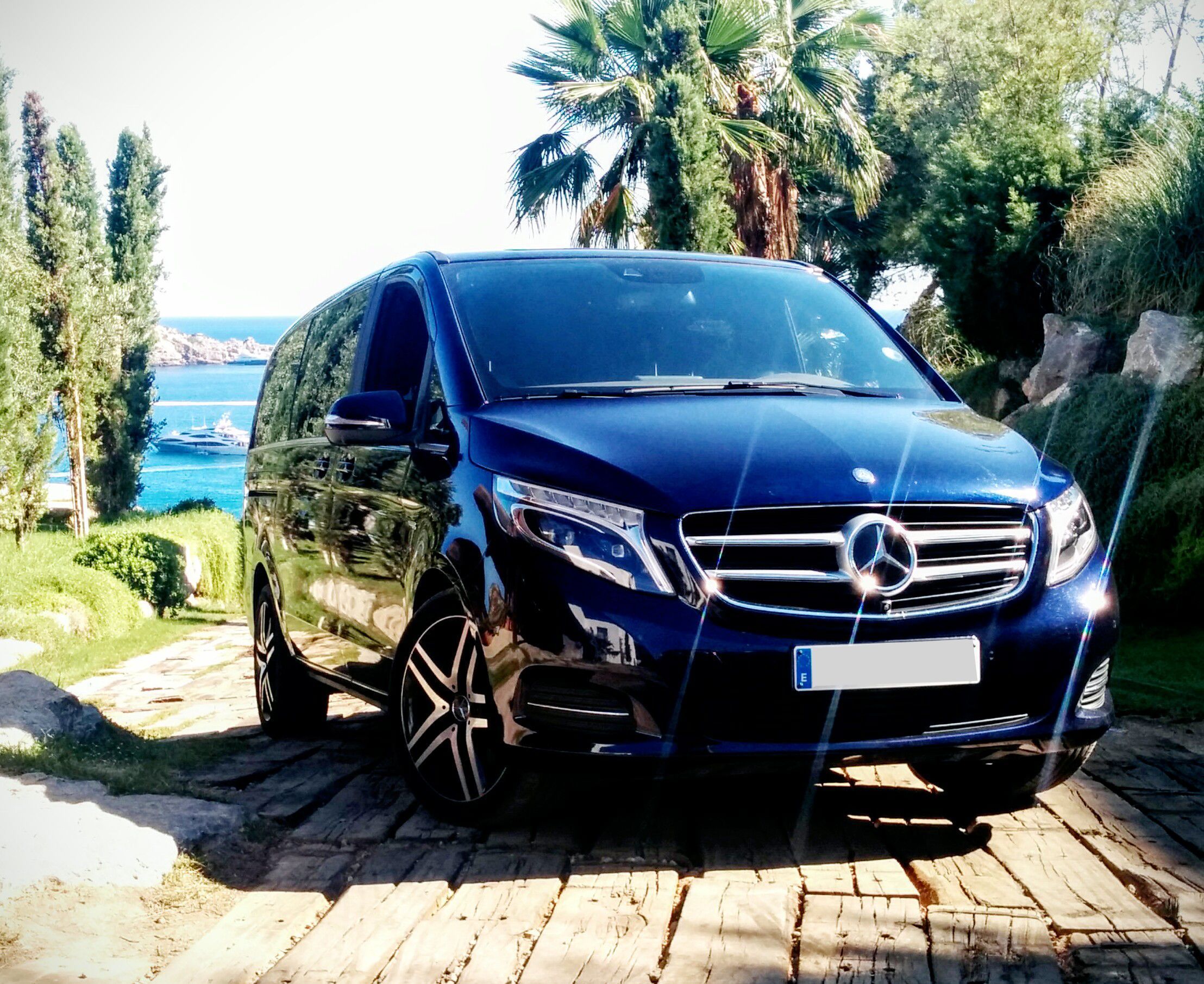 Mercedes at the beach